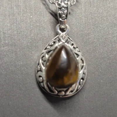 Vintage cabuchon tiger's eye Pendant & Earrings coordinate