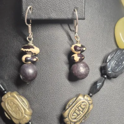 Chunky glass stone Necklace w/ earrings