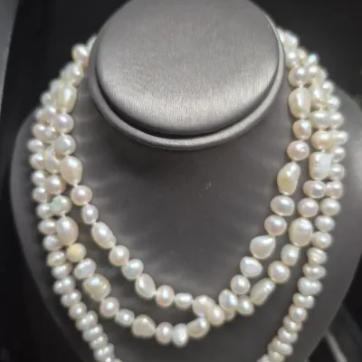 Lot 5 Pearl ~ 4 Necklaces / 1 Bracelet