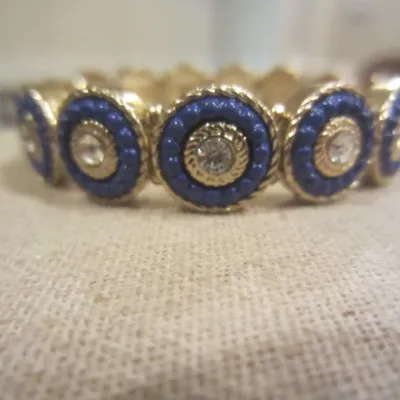 Gold Tone Rhinestone CZ Blue seed beads stretch NWOT Bracelet