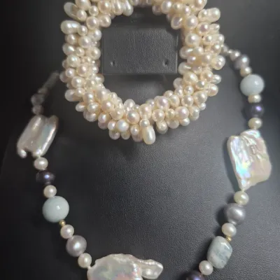 Vintage Baroque and Keshi Freshwater Pearls & Pearl expandable Bracelet + earrings