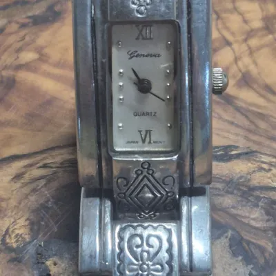 Vintage Geneva Southwester Tribal Cuff Watch ~ working Y2K