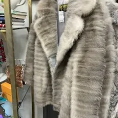 Sale Photo Thumbnail #11: Vintage light grey fur jacket with a wide lapel collar and satin lining.