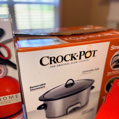 Sale Photo Thumbnail #286: Crock-Pot original slow cooker in its original retail box, featured alongside a residential fire extinguisher.