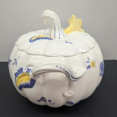 Spode Imperial Garden Ceramic Pumpkin Soup Tureen with Lid and Ladle