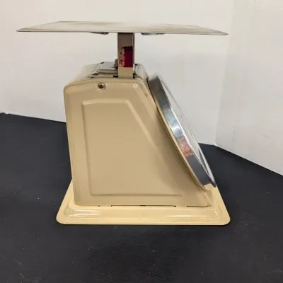 Vintage Pelouze Mechanical Postal Scale