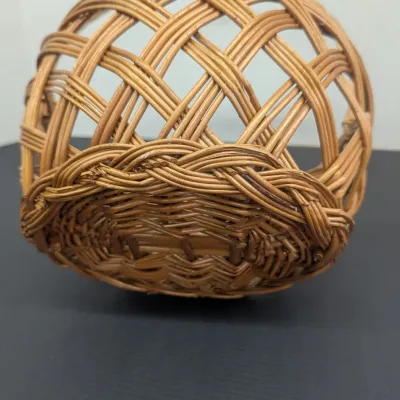 Several Different Sizes Of Woven Baskets #1