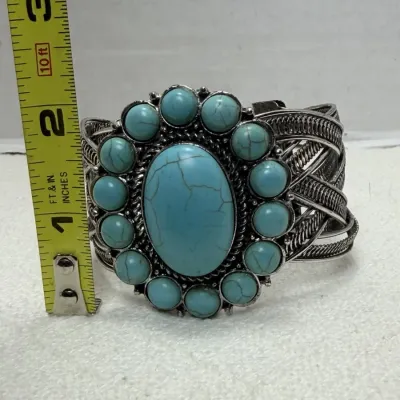 Sale Photo Thumbnail #705