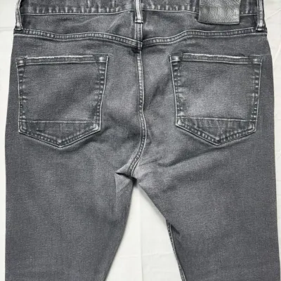 Sale Photo Thumbnail #814