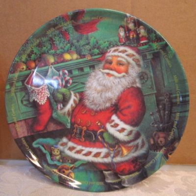 Sale Photo Thumbnail #282: Both plates are 8" in diameter, See pictures