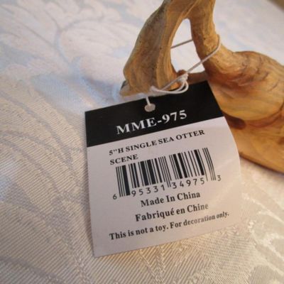 Sale Photo Thumbnail #335: Would make a great Christmas gift, Carving faux wood figurine, Stock #MME-975, see pictures