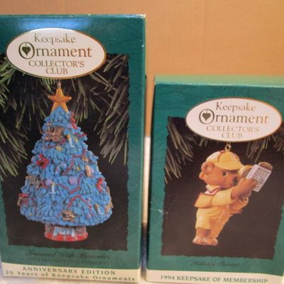 Sale Photo Thumbnail #565: From Hallmark Keepsake Ornament Collectors' Club, See pictures