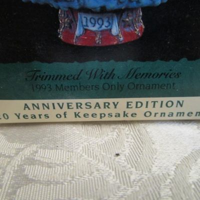 Sale Photo Thumbnail #567: From Hallmark Keepsake Ornament Collectors' Club, See pictures