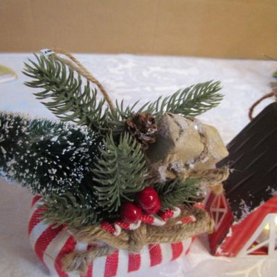 Sale Photo Thumbnail #721: Could be large ornaments or décor, See pictures