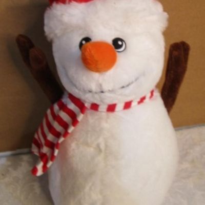 Sale Photo Thumbnail #796: Snowman is 11" tall, See pictures