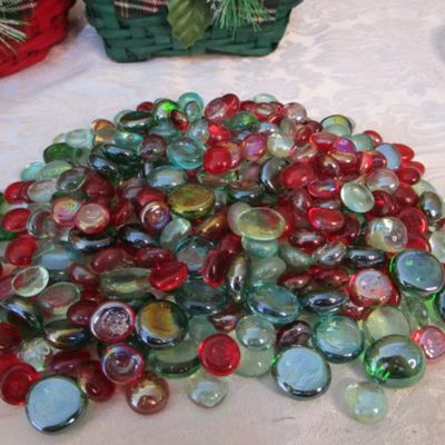 Sale Photo Thumbnail #936: Square basket is 4-1/2" tall x 5-1/2"x 5-1/2", round basket is 4-3/4" tall x 5-1/2" in diameter, See pictures