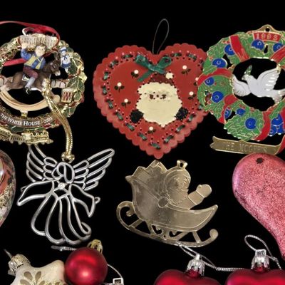 Sale Photo Thumbnail #286:  Lot of Heart and Mixed Christmas Ornaments.                           