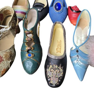 Sale Photo Thumbnail #634:  Large Lot of Just the Right Shoe Miniatures.                           