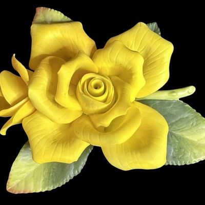 Sale Photo Thumbnail #1057:  Capodimonte-Style Yellow Rose by Andrea  6 Inches.                           