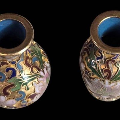 Sale Photo Thumbnail #1151:  Miniature Cloisonne Vases  2 Inches Tall.                           