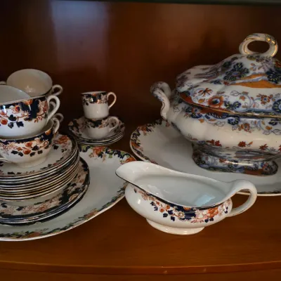 Sale Photo Thumbnail #17: Myott & Sons porcelain