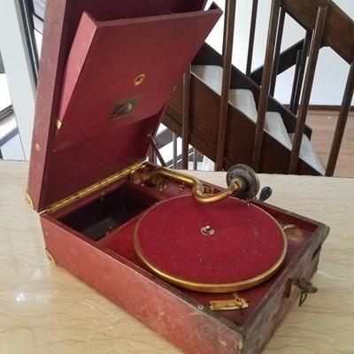 Lot-135 Antique Gramophone "His Master's Voice"