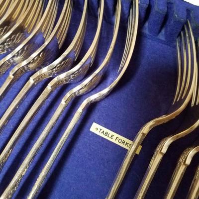 Lot-66 Walker & Hall Sheffield Silverware Set in Box