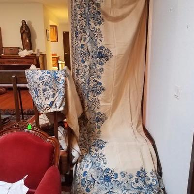 Lot-164 Vintage Blue Print Curtain Set