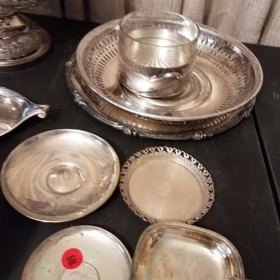 Lot-155 30 Pc Mixed Silver Plate Large Piece Lot