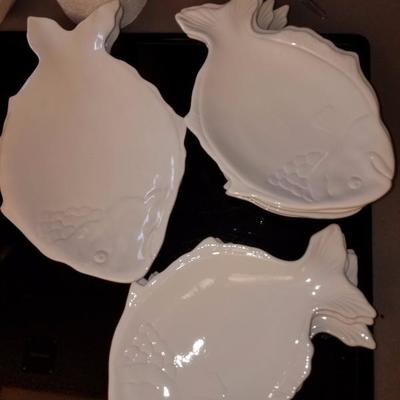 Lot-126 12 Pc Fish Plates Lot Seving Platters