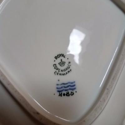 Lot-152 Royal Copenhagen Denmark Bowl White Glass
