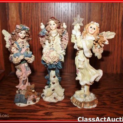3 Resin Angels - Lot 13