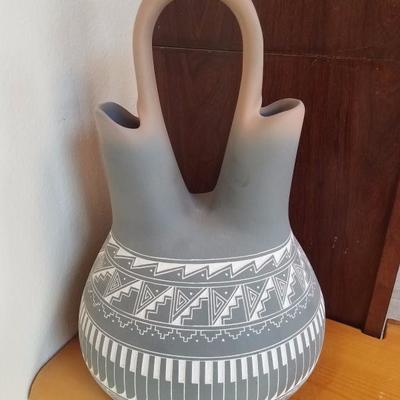 Lot-A10 Vintage Signed Handmade Southwest Pottery Wedding Vase