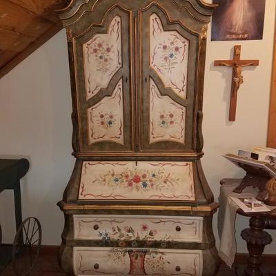 Lot-D13 Painted Double Drawer 2 Door Secretary Desk 82x42x18