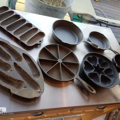 Lot-B4 7 Pc Cast Iron Cornbread Frying Pans Mixed Lot