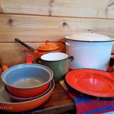 Lot-A16 15 Pc Mixed Enamel Cookware Assortment Lot