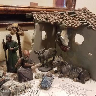 Lot-C5 21 Pc Enesco Nativity Set Mahogany Miracle 1997