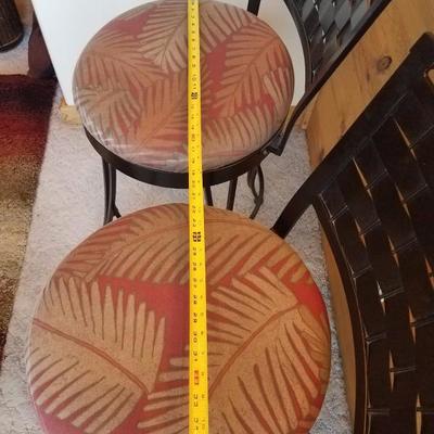 Lot-B1 Pair of 2 Metal & Fabric Bar Stools w/ Palm Print