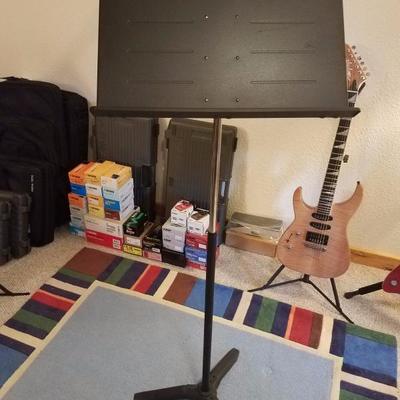 Lot-F4 Hamilton Music Stand Adjustable Metal 