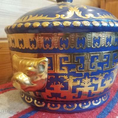 Lot-B57 Decorative Blue w/ Gold Trim Oriental Ceramic Bowl w/ Lid
