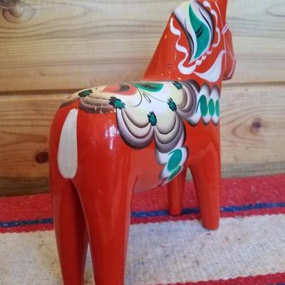 Lot-A23 DA NILS OLSSON Sweden Red/Orange Dala Wood Horse 10" Tall