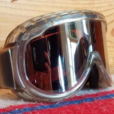 Lot-C34 Bolle Silver & Metallic Ski Goggles
