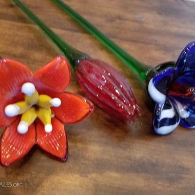Lot-B65 3 Pc Hand Blown Long Stem Flowers 