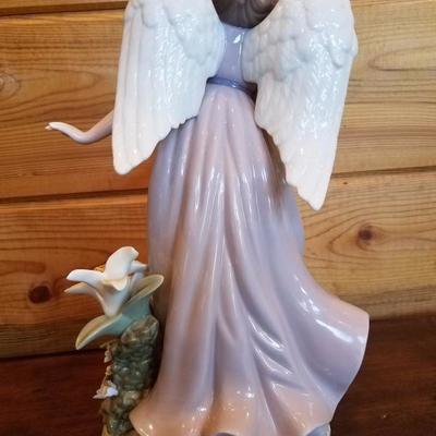 Lot-B70 12.5" Porcelain Angel w/ Flowers Decorative Painted Figurine 