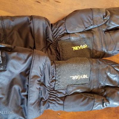 Lot-C40 Men's Kombi Lobster Glove w/ Kevlar