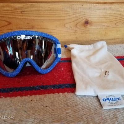 Lot-C33 Blue & Metallic Oakley Ski Goggles