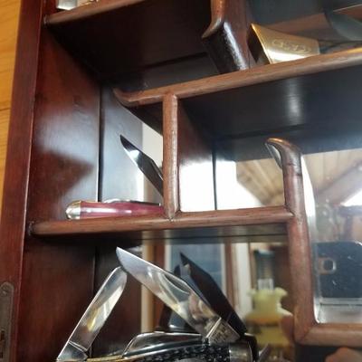 Lot-B34 28 Pc Case Knife Collection Original Productions w/ Wood Display