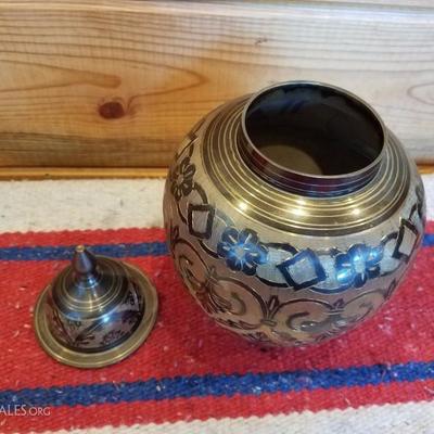 Lot-A19 Ornate Etched Brass Urn India Made W/ Lid