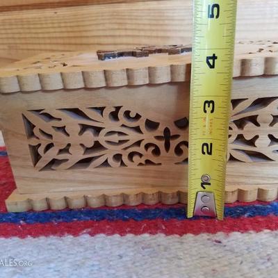 Lot-B41 Hand Carved Wooden Trinket Box 