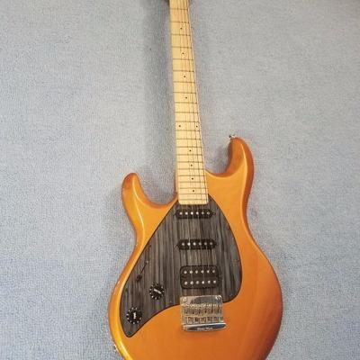 Lot-F9 Silhoutte Special Left Hand Guitar Ernie Ball Music Man in Aztec Gold